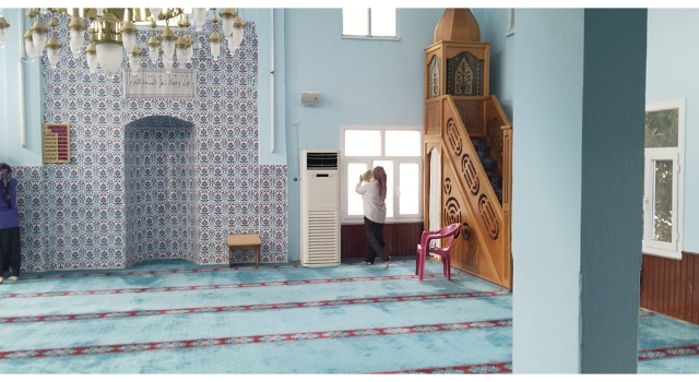 Ellek’te Bayram Öncesi Camilerde Temizlik Seferberliği