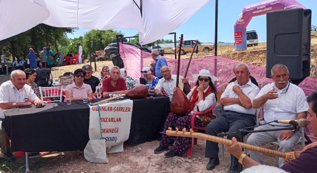 Kadirli’de Lavanta Festivali türkülerle renklendi