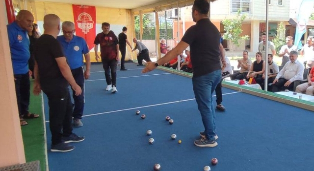 Osmaniye’de Babalar Gününe özel bocce turnuvası sona erdi