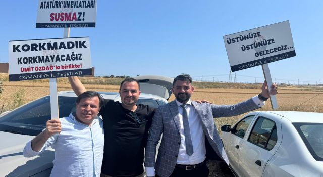 Ümit Özdağ’ın Tahliyesi Osmaniye'de Sevinçle Karşılandı