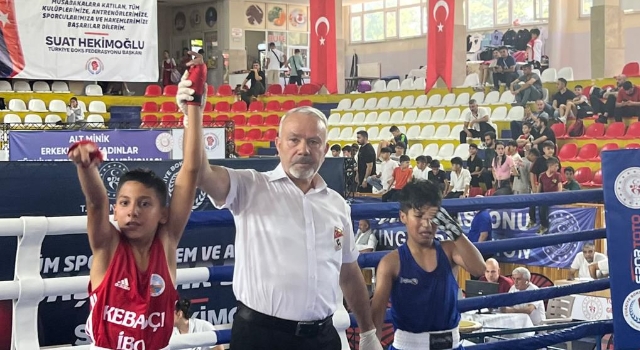 Başarılı Boksçu Toprakkale'nin Gururu Olduı