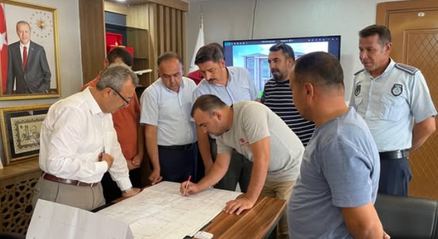 Ellek Belediyesi'nde Yeni Hizmet Binası Yükseliyor