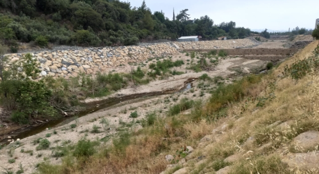 Karaçay Deresi Islahı Yarım Kaldı, Vatandaşlar Endişeli