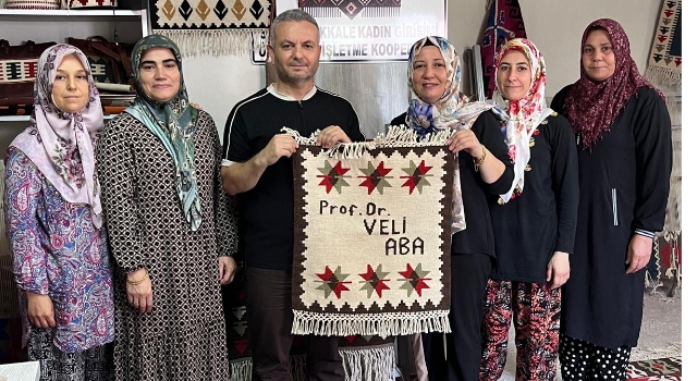 Prof. Dr. Veli Aba’dan Toprakkale Kilim Kooperatifi’ne anlamlı ziyaret