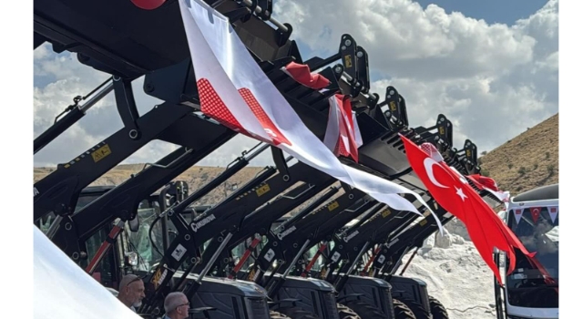 Kadirli Belediyesi Araç Filosunu Güçlendirdi