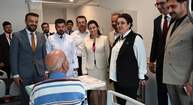 Osmaniye Milletvekili Derya Yanık hastaları ziyaret etti