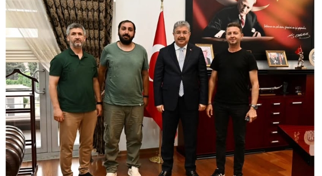 Vali Yılmaz'dan Ajans Muhabirlerine Samimi Karşılama