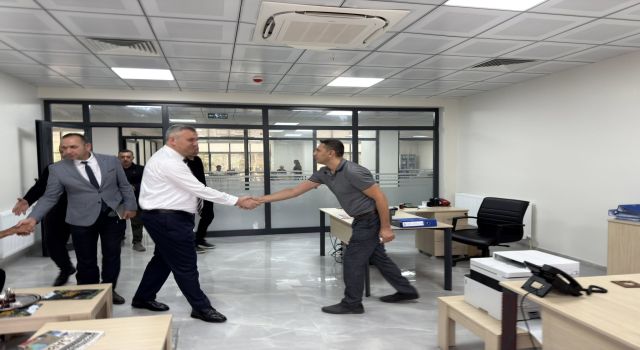 Başkan İba Haftaya Personelle Selamlaşarak Başladı