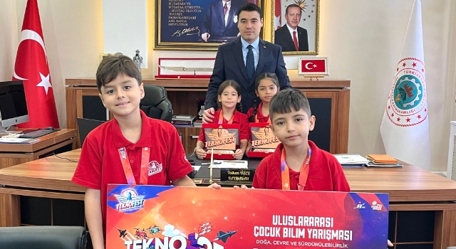 Kaymakam Özer Teknofest şampiyonlarını makamında kabul etti
