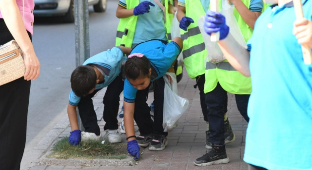 Öğrencilerden Sigara Karşıtı Etkinlik: Geleceğimizi Kirletme