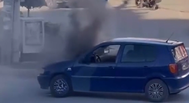Osmaniye’de Otomobilde Çıkan Yangın Paniğe Neden Oldu