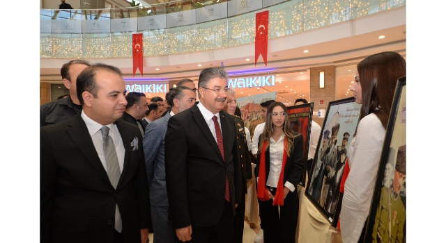Cumhuriyet Coşkusu Park 328 AVM’de Sanatla Buluştu