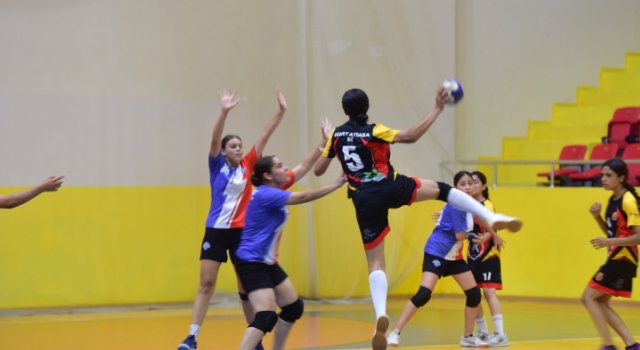 Osmaniye’de 2025-2026 Okul Sporları Hentbolle Başladı