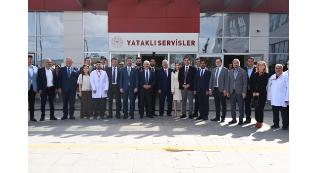 Rektör Aydın’dan Osmaniye Eğitim Hastanesine Ziyaret