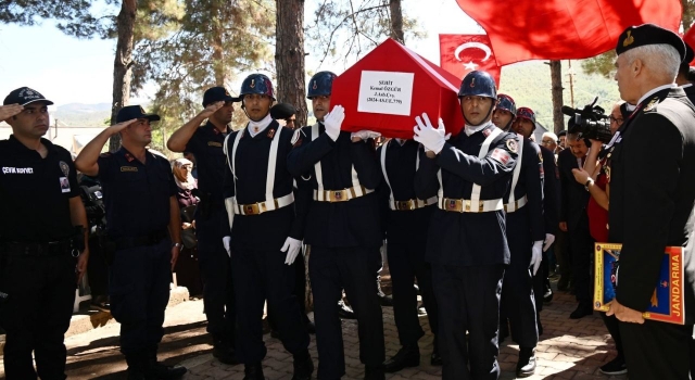 Şehit Jandarma memleketi Osmaniye'de son yolculuğuna uğurlandı
