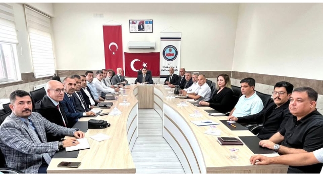 Toprakkale’de Eğitim Değerlendirme Toplantısı Yapıldı
