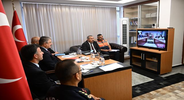 Vali Yılmaz, Trafik Güvenliği Eylem Planı Toplantısına Katıldı