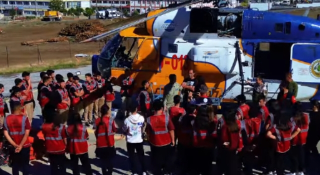 Yeşil Vatan İçin Umut Dolu Adım: Öğrenciler Fidan Dikti