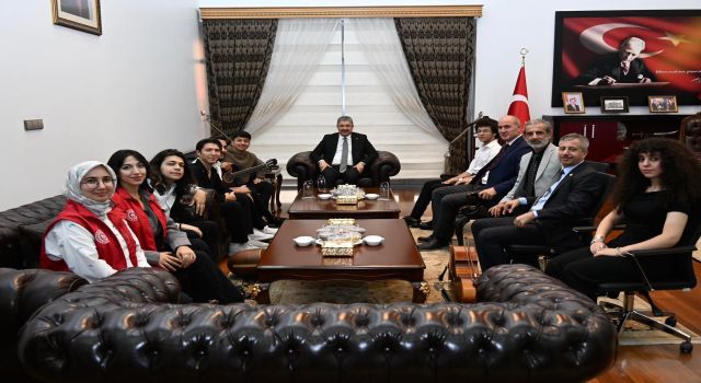 Osmaniye’nin Gururu Gençler Vali Yılmaz’ı Ziyaret Etti