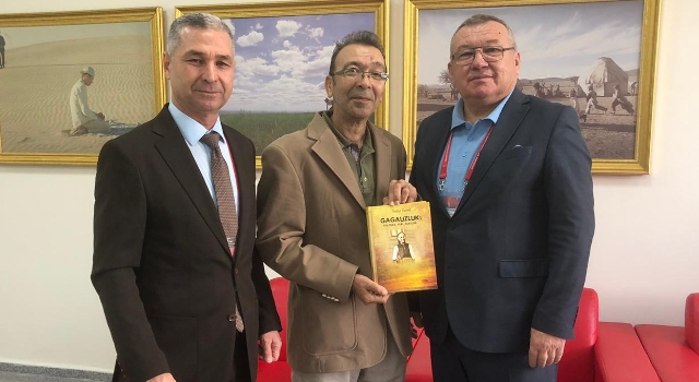 Todur Zanet’ten OKÜ Kütüphanesine Anlamlı Bağış