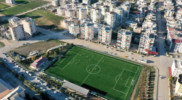 Kadirli 1 Nolu Sentetik Çim Sahası Yenilendi, Spor Yeniden Başladı