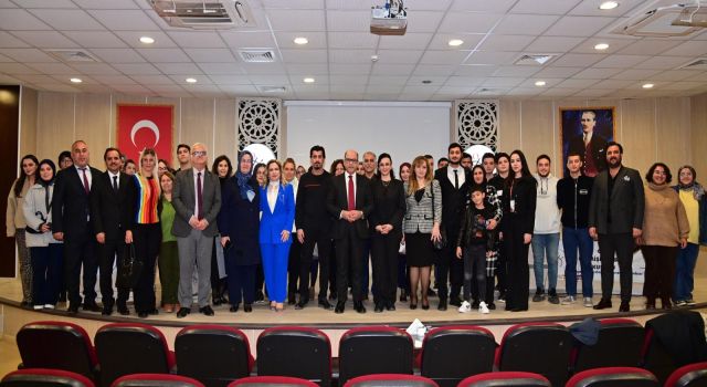 OKÜ’de Cengiz Aytmatov Anıldı, Türk Dili Günü Kutlandı