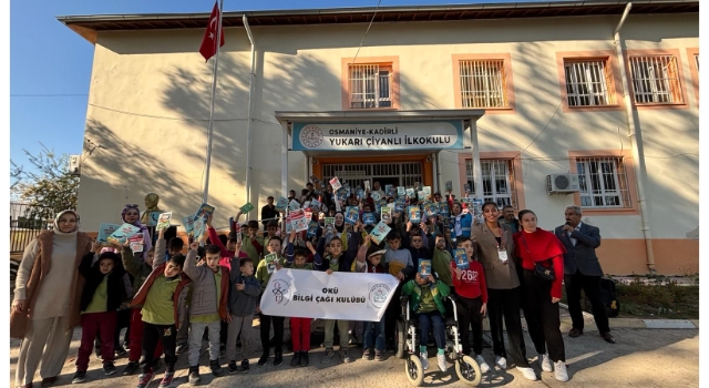 OKÜ'lü Öğrencilerden Kadirli’deki Okullara Kitap Desteği