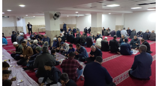 Osmaniye Mimar Sinan Camii’nde Sabah Namazı Buluşmasına Yoğun İlgi