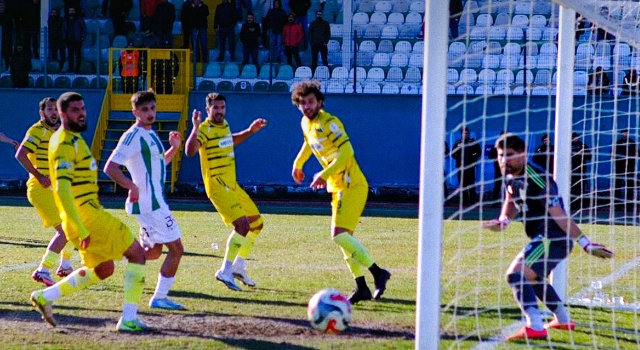 Osmaniyespor Deplasmanda Lider Bingöl'e Mağlup Oldu