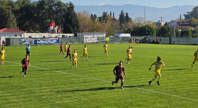 smaniyespor, Cevdetiye’de Kırıkkalespor’u 3-0 Mağlup Etti