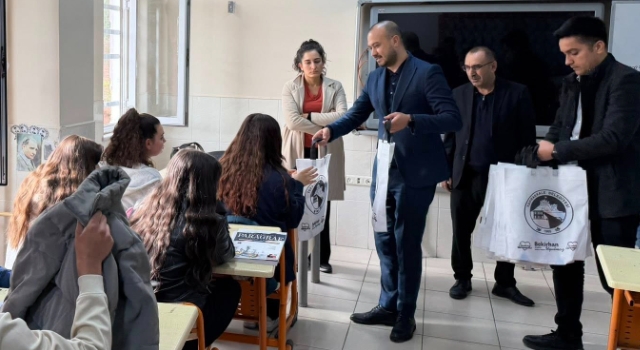 Toprakkale Belediyesi’nden TYT ve LGS’ye Girecek Öğrencilere Destek