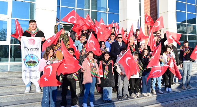 Türkmen Öğrenciler OKÜ Rektörü Uzun'u Ziyaret Etti.