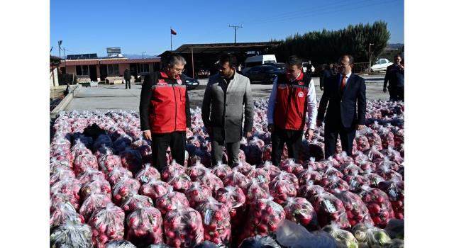 Vali Dr. Erdinç Yılmaz Kadirli’de Turp Tesislerinde İnceleme Yaptı