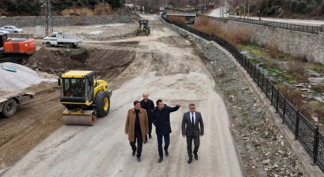 Bahçe Yeni Mahalle’de Yol Seferberliği! Başkan Kadıoğlu Sahada