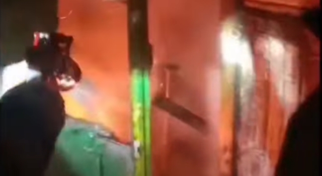 Eyüp Sultan Mahallesi’nde İş Yeri Yangını Paniğe Neden Oldu