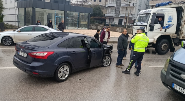 Osmaniye Güney Çevre Yolu’nda Kaza: Trafik Kısa Süreliğine Kilitlendi