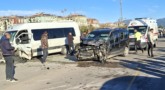 Osmaniye'de İşçi Servisi Kazası: 7 Yaralı