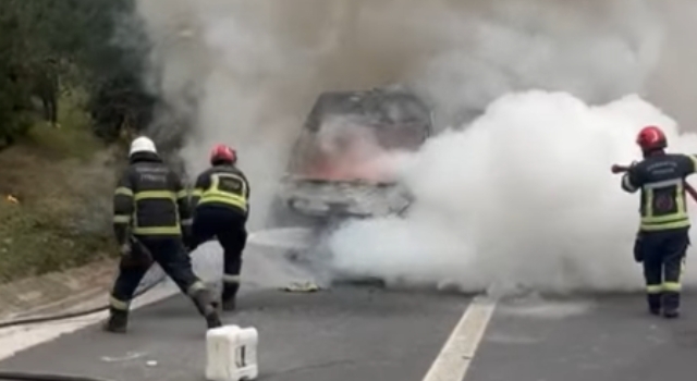 Otoyolda Korku Dolu Anlar: Tarım İşçilerini Taşıyan Minibüs Yandı