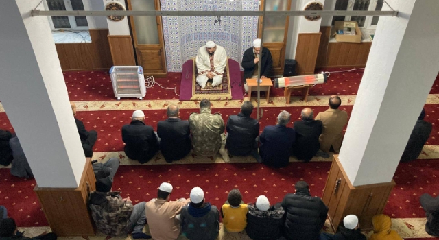 Toprakkale’de Gönülleri Buluşturan Sabah Namazı Programı