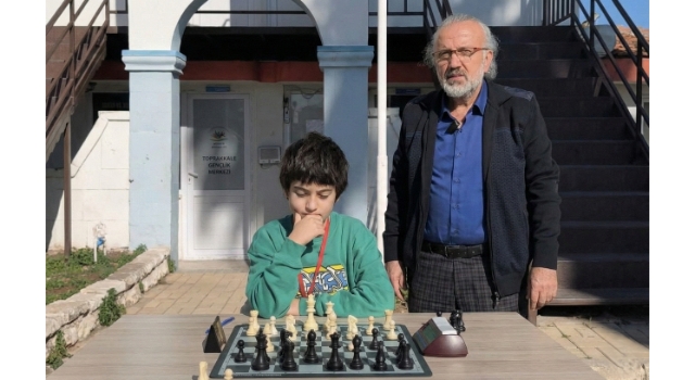 Toprakkale’de Satranç İçin Çağrı: Kurslarla Yaygınlaştırılmalı