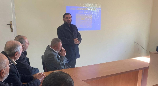 Toprakkale’de Umre Yolcularına Manevi Hazırlık Semineri