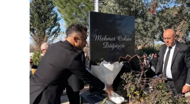 CHP’nin Emektar İsmi Mehmet Orhun Döğüşçü Kabri Başında Anıldı