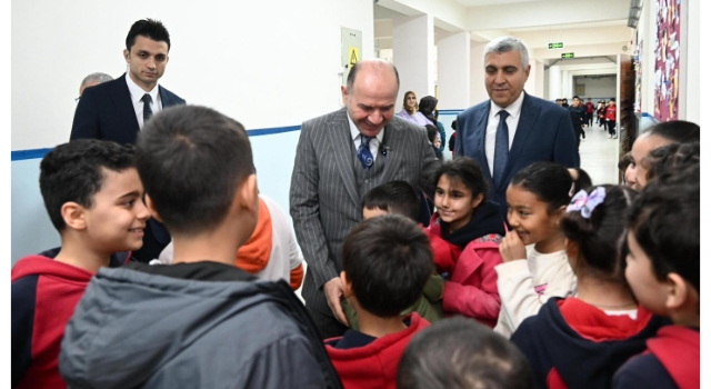 Osmaniye Valisi Öğrencilerle Bir Araya Geldi