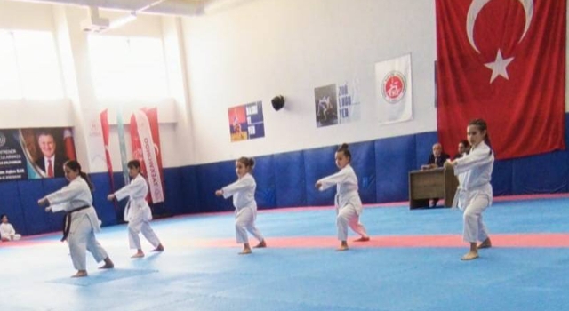 Osmaniye’de Karateciler Yeni Kuşaklarına Kavuştu