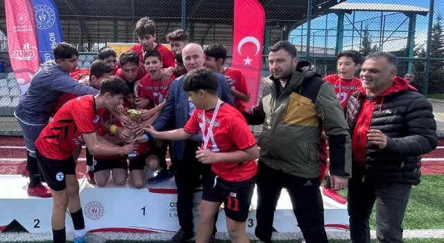 Osmaniye’de Yıldız Erkek Futbol İl Birincisi Turan Ortaokulu Oldu