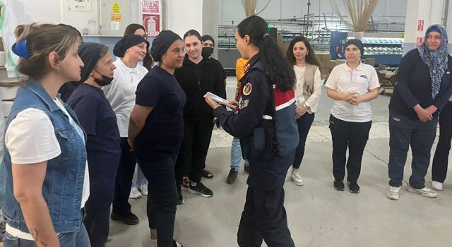 Osmaniye’de Kadınlara KADES ve Aile İçi Şiddet Eğitimi