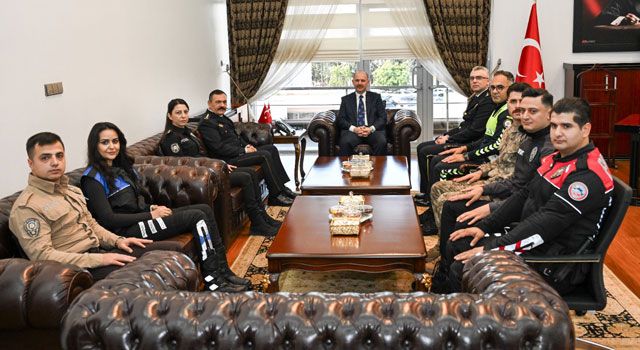 Vali Serdengeçti Polisleri Makamında Ağırladı