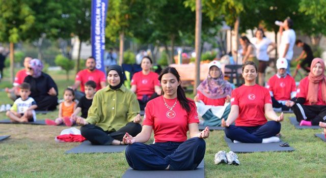 Osmaniye Millet Bahçesi’nde Yoga Günü Coşkusu