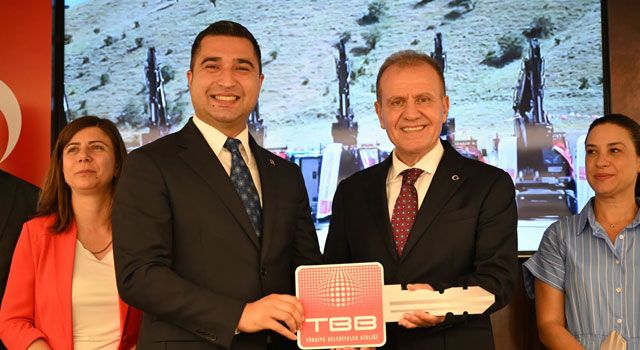 Kadirli Belediyesi Araç Filosunu Güçlendiriyor