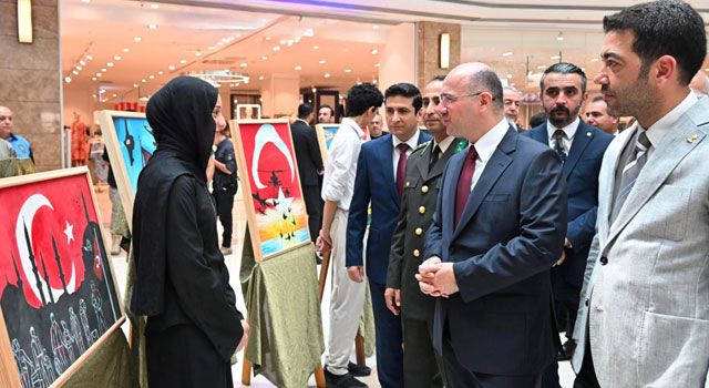 Osmaniye’de 15 Temmuz Resim Sergisi Park 328 AVM’de Açıldı